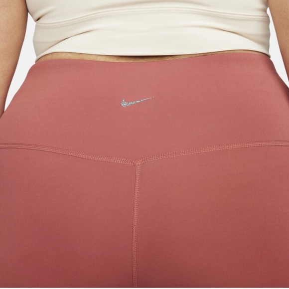 Nike High-Waisted 7/8 Leggings NWT - Picture 2 of 5